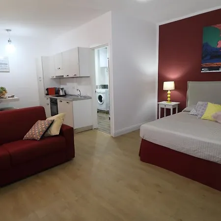 Toledo Boutique * Νάπολη