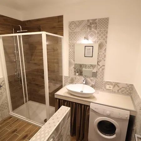 Toledo Boutique * Νάπολη